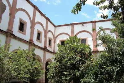 Patio del Museo Pedro Coronel, Ciudad Zacatecas.