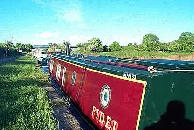 On The Cranfleet Canal