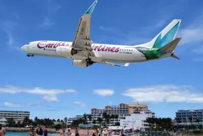 Caribbean Airline Boeing 737-800 Trinidad y Tobago jigsaw puzzle