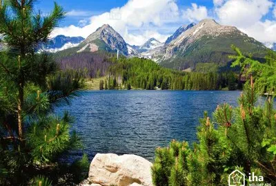 lac de montagne slovaque