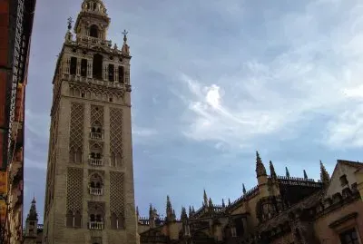 La Giralda en Sevilla, EspaÃ±a.