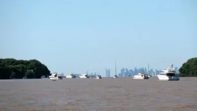 Island in the middle of Rio de la Plata near Uruguay but it is Aergentine jigsaw puzzle