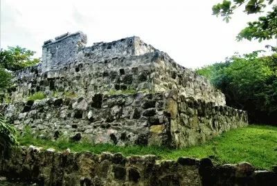 Zona arqueolÃ³gica San Miguelito, en CancÃºn.