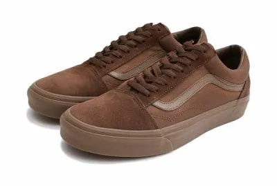 vans marrom