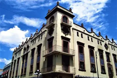 Edificio cÃ©ntrico en la Ciudad de Puebla.