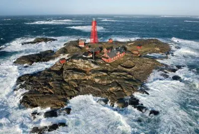 phare dans la tempÃªte