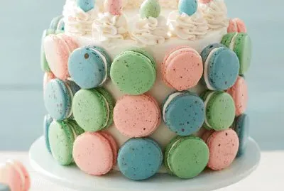 Macaron Cake