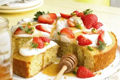 Strawberry   Honey Cake