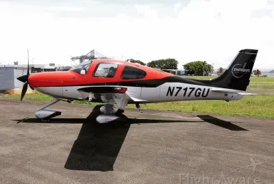 PAWA Dominicana Cirrus SR-22 Republica Dominicana