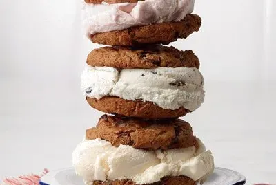 Ice Cookie Sandwich