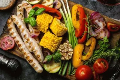 Vegetable e Sausage Barbecue