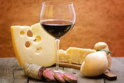 פאזל של Cheese Salami   Wine