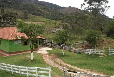 JR 010