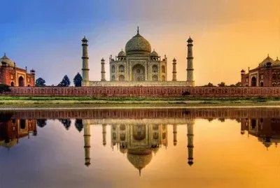 l Taj Mahal,