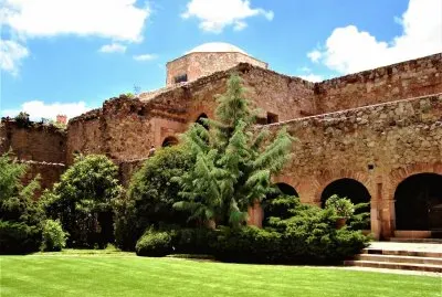 Museo Rafael Coronel en Zacatecas, MÃ©xico. jigsaw puzzle