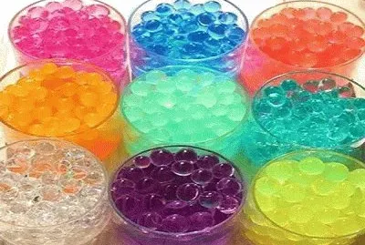 528