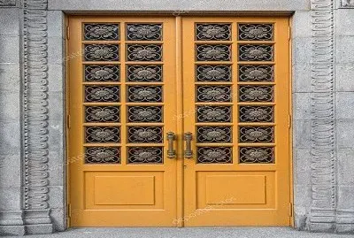606