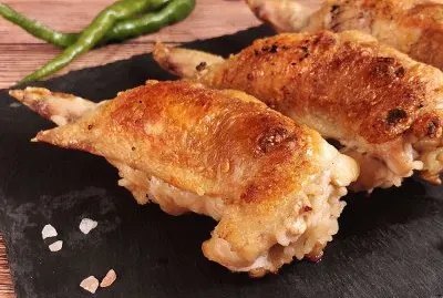 Chicken wing rice roll