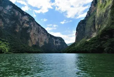 CaÃ±Ã³n del Sumidero en Chiapas, MÃ©xico.
