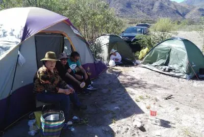 acampando en el rio pampas jigsaw puzzle