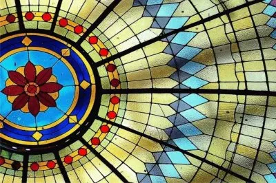 å½©è‰²çŽ»ç’ƒ jigsaw puzzle