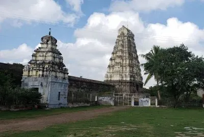 INDIA Templo Thirupparankundram .Madurai,