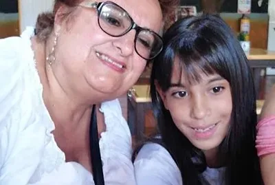 פאזל של Abuela y nieta