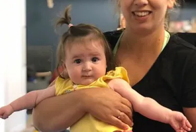 ×¢×™× ×ª ×•×–×™×•