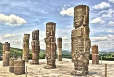 Atlantes de Tula