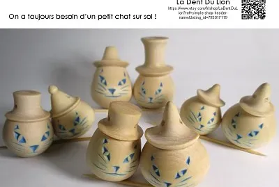 On a toujours besoin d 'un petit chat sur soi