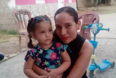 CAROLAYNE Y DANNA