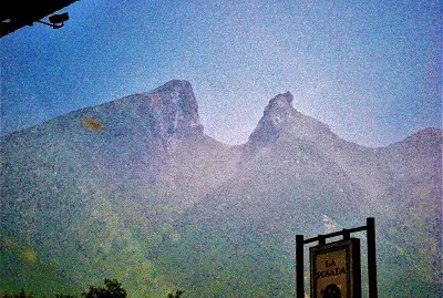 Cerro de la Silla, Monterrey. jigsaw puzzle