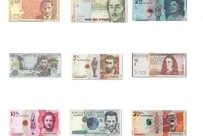 פאזל של Monedas y Billetes