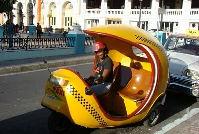 Cuba - Taxi jaune jigsaw puzzle