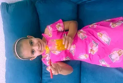 Manuella Salda de frutas