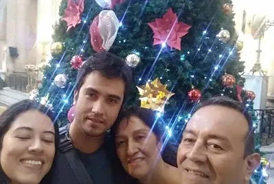 En familia