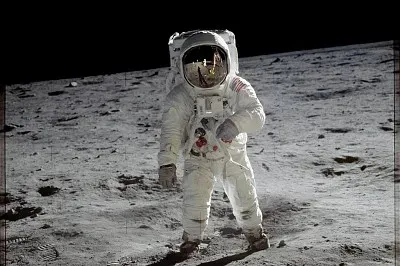 פאזל של homem na lua 8 ano