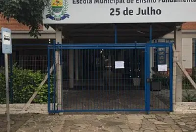 Escola 25 de Julho