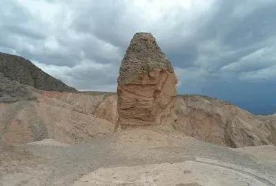 Dique de ullun montaÃ±a San Juan