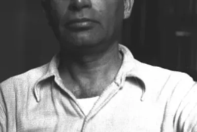 ×ž×™ ×× ×™