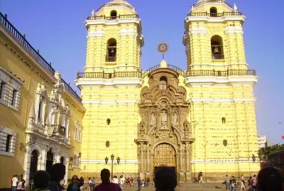 IGLESIA-MUSEO SAN FRANCISCO, LIMA