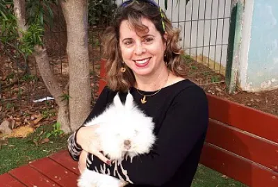 ××¤×¨×ª ×•××¨× ×‘
