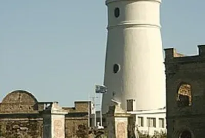 Faro Isla de Flores