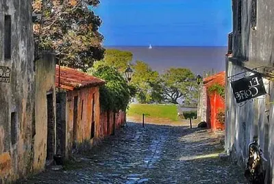 Calle de Colonia Colonial