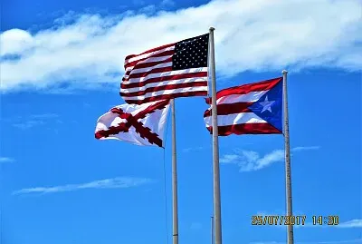 Banderas en San Juan, Puerto Rico.