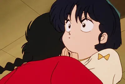 ranma abraza a akane ranma 1/2