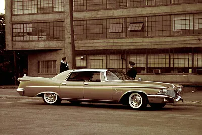 1960 Imperial LeBaron Southampton jigsaw puzzle