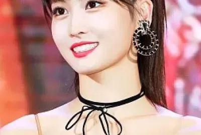MOMO - TWICE