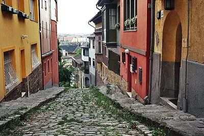 GÃ¼l Baba Street in Budapest jigsaw puzzle