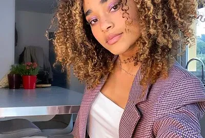 MÃ©lanie Thomas - 17